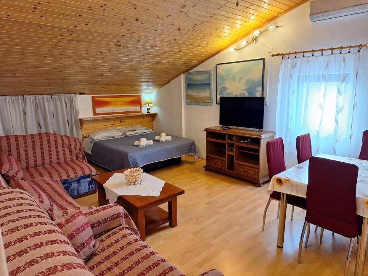 Apartments Alex Rovinj Rum bild